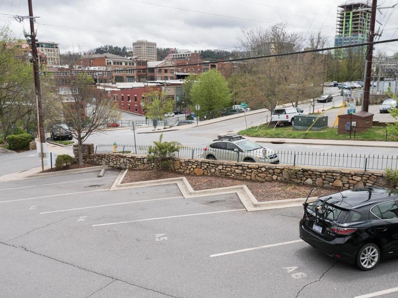 The Easy Spot Dt Parking Villa Asheville Exterior photo